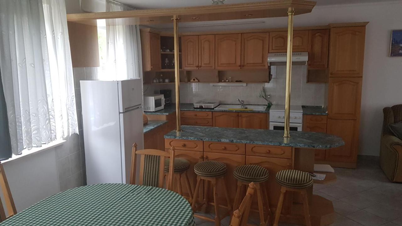 Royal Apartman Vonyarcvashegy Ngoại thất bức ảnh